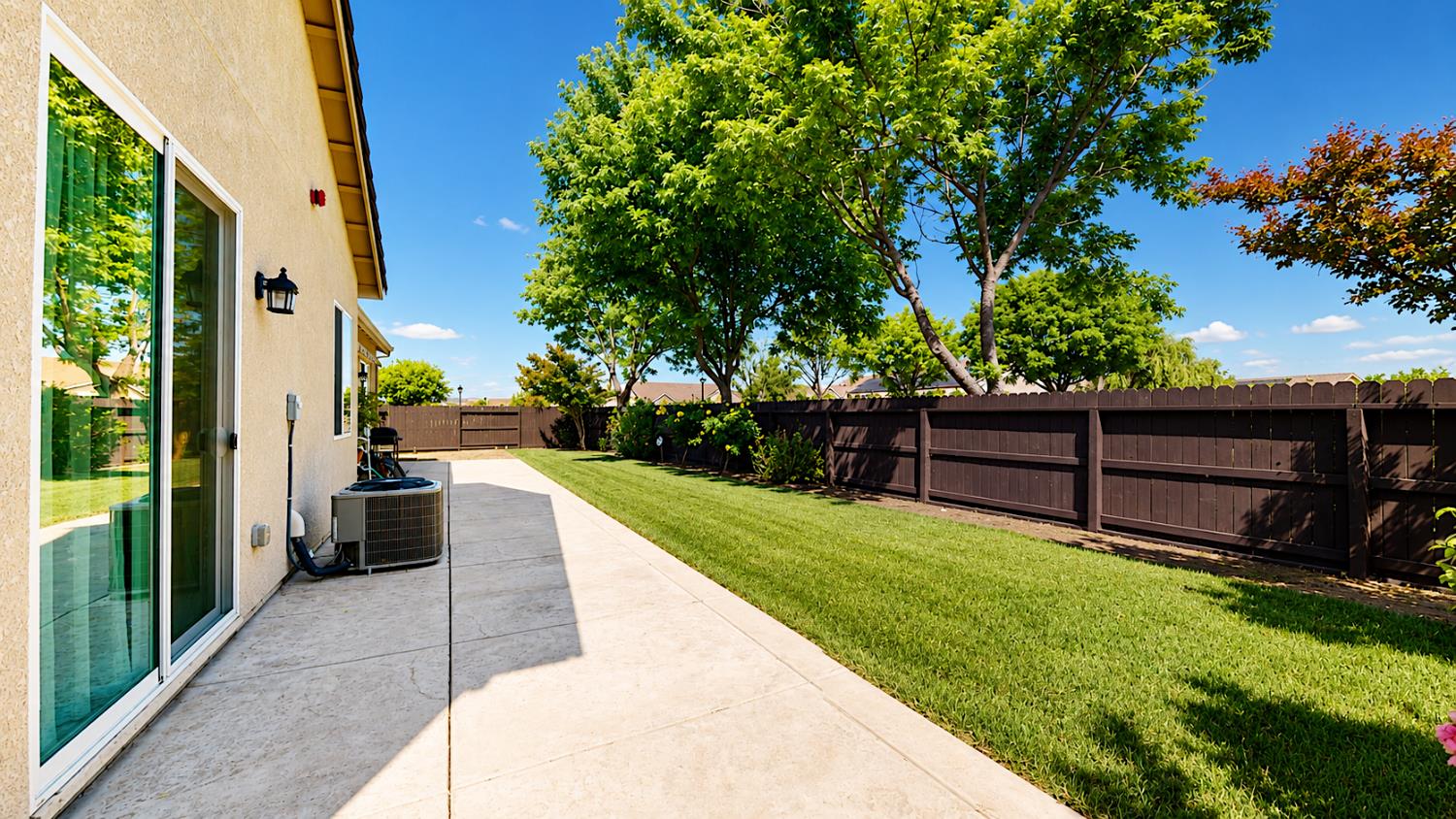 1176 Obsidian Ct, Los Banos, CA 93635