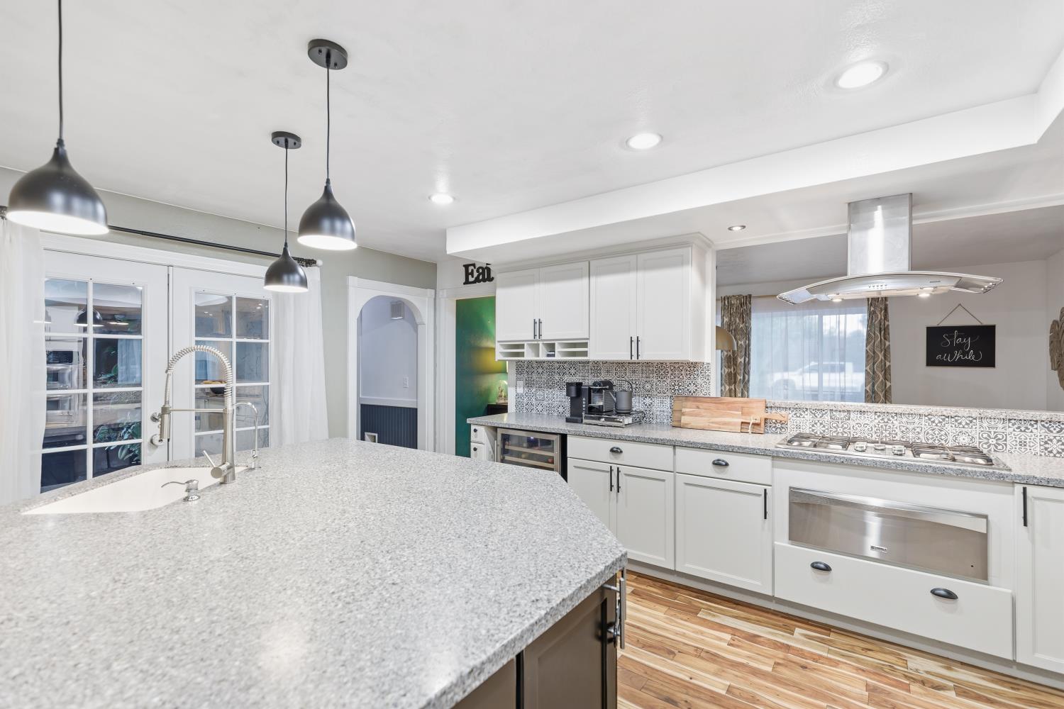 201 N 7th St, Patterson, CA 95363