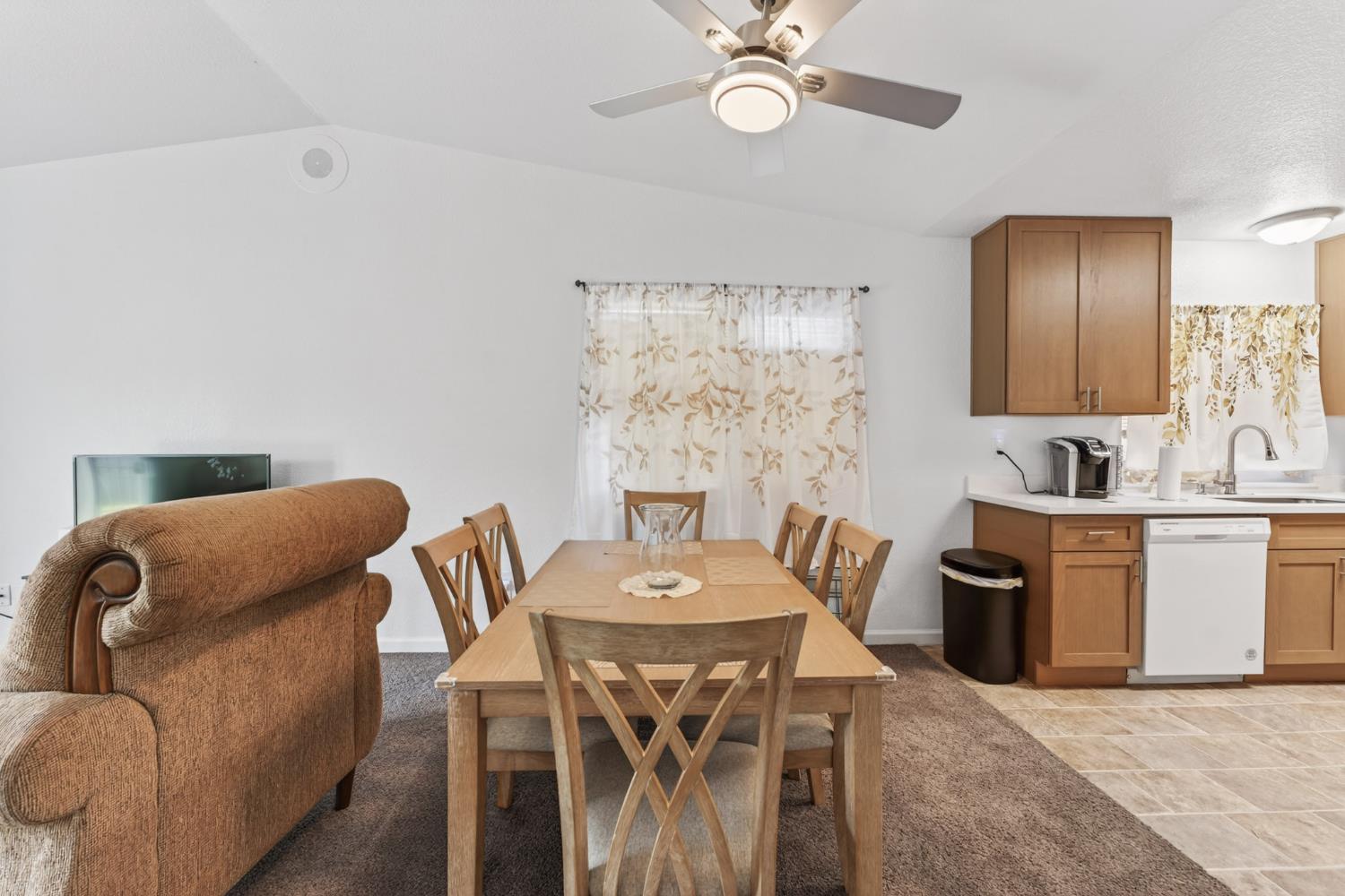 1804 Rouse Ave, Modesto, CA 95351