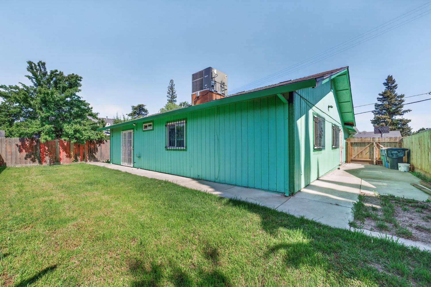 1804 Rouse Ave, Modesto, CA 95351