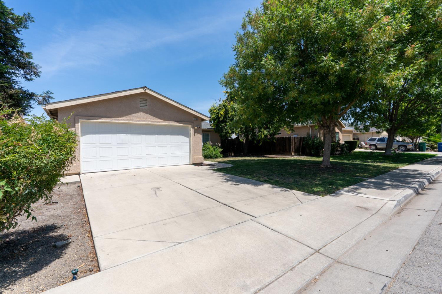 2166 Mccurdy St, Dos Palos, CA 93620