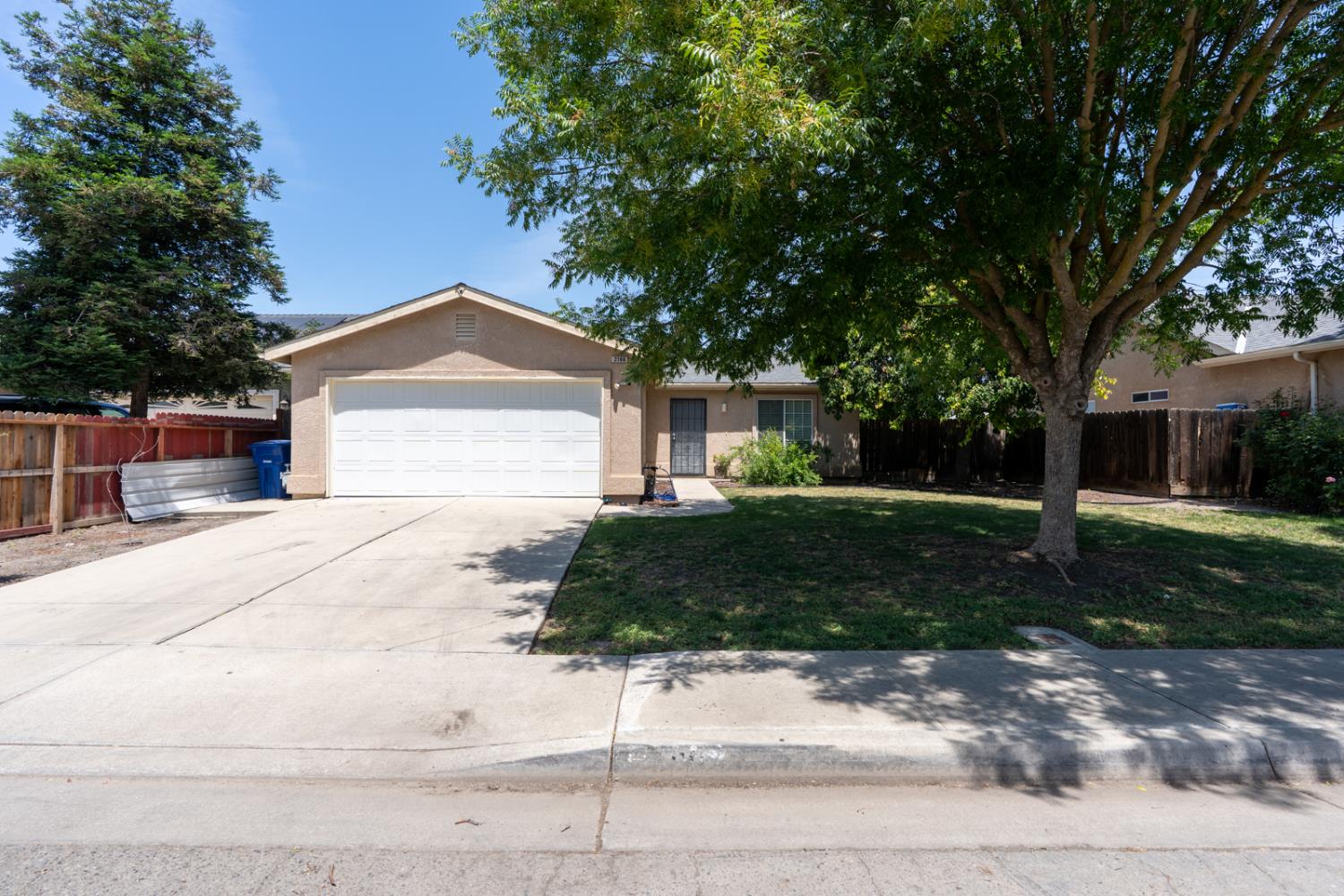 2166 Mccurdy St, Dos Palos, CA 93620