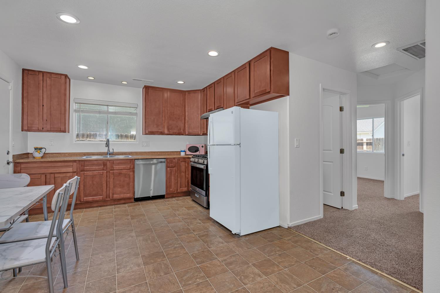 2166 Mccurdy St, Dos Palos, CA 93620