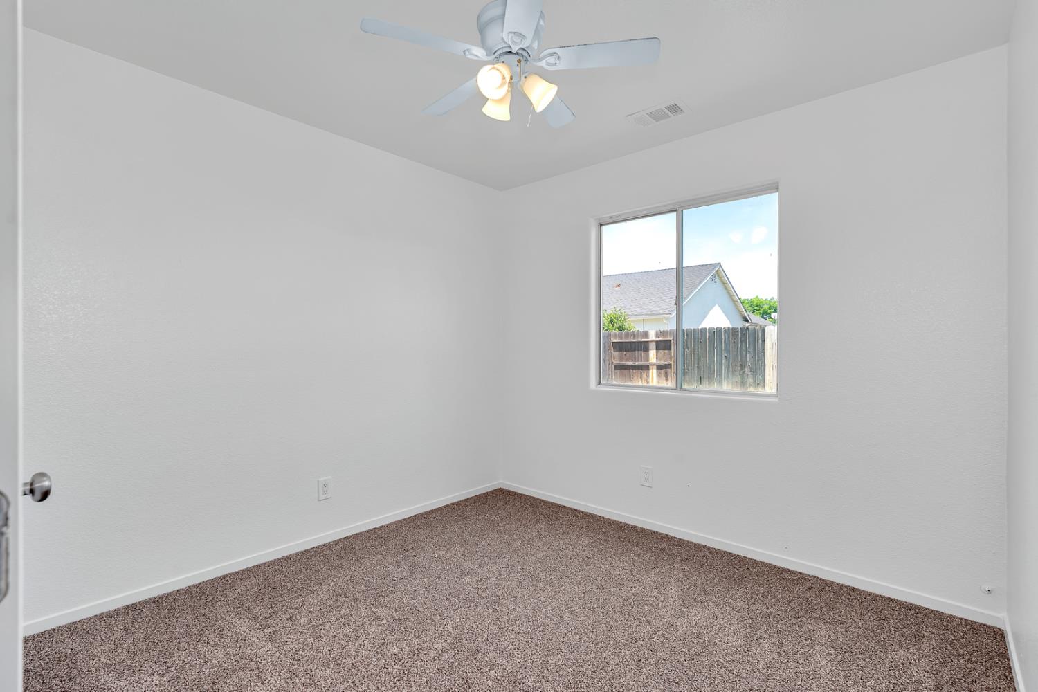 2166 Mccurdy St, Dos Palos, CA 93620
