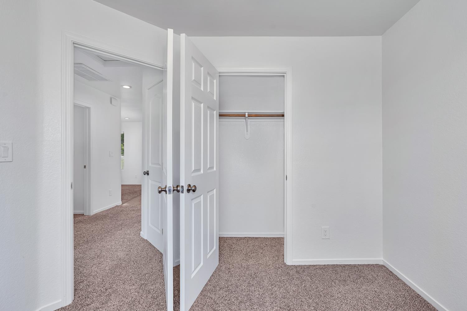 2166 Mccurdy St, Dos Palos, CA 93620
