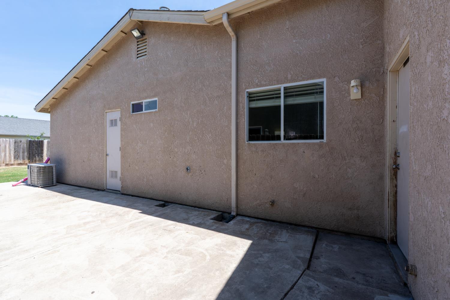 2166 Mccurdy St, Dos Palos, CA 93620