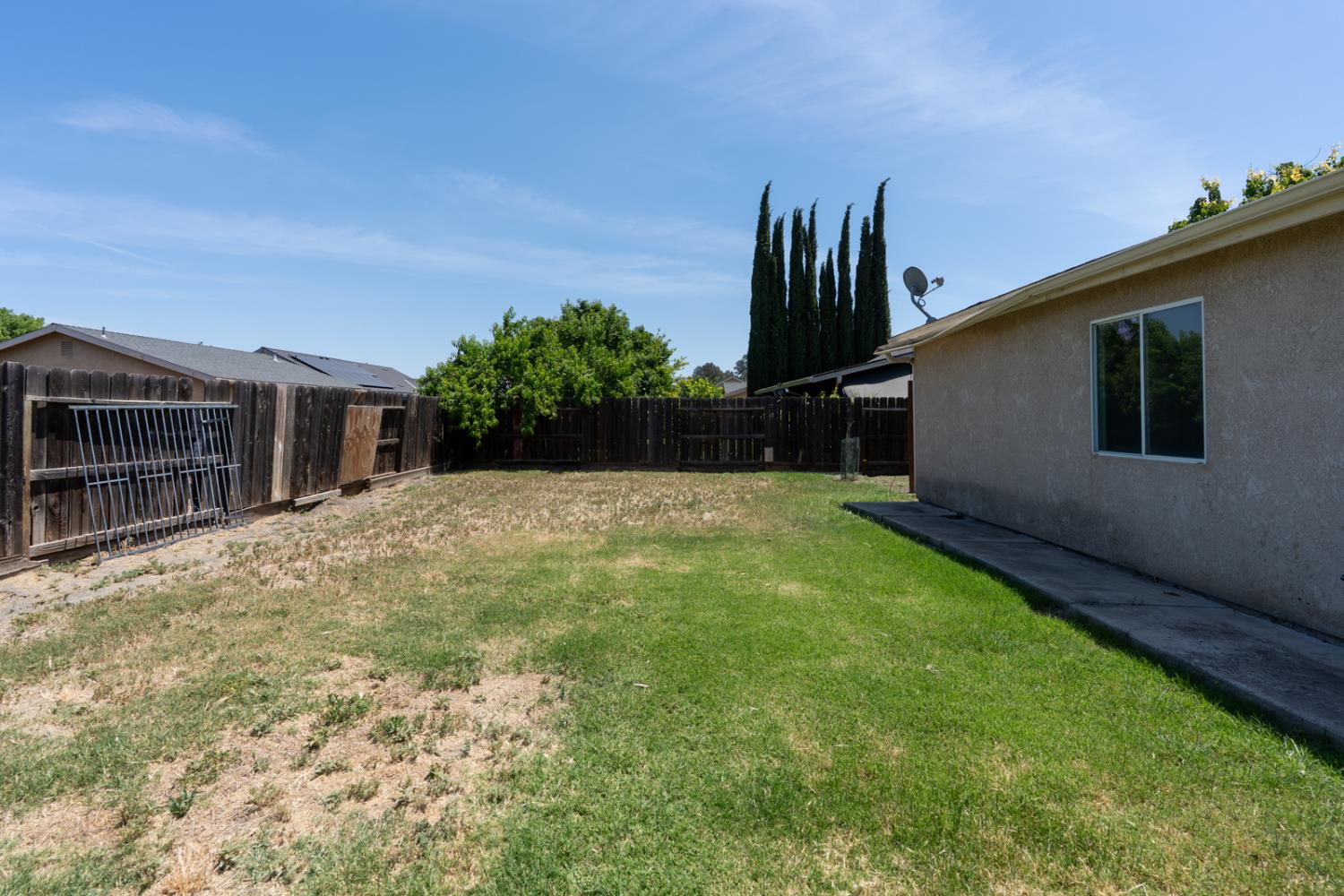 2166 Mccurdy St, Dos Palos, CA 93620