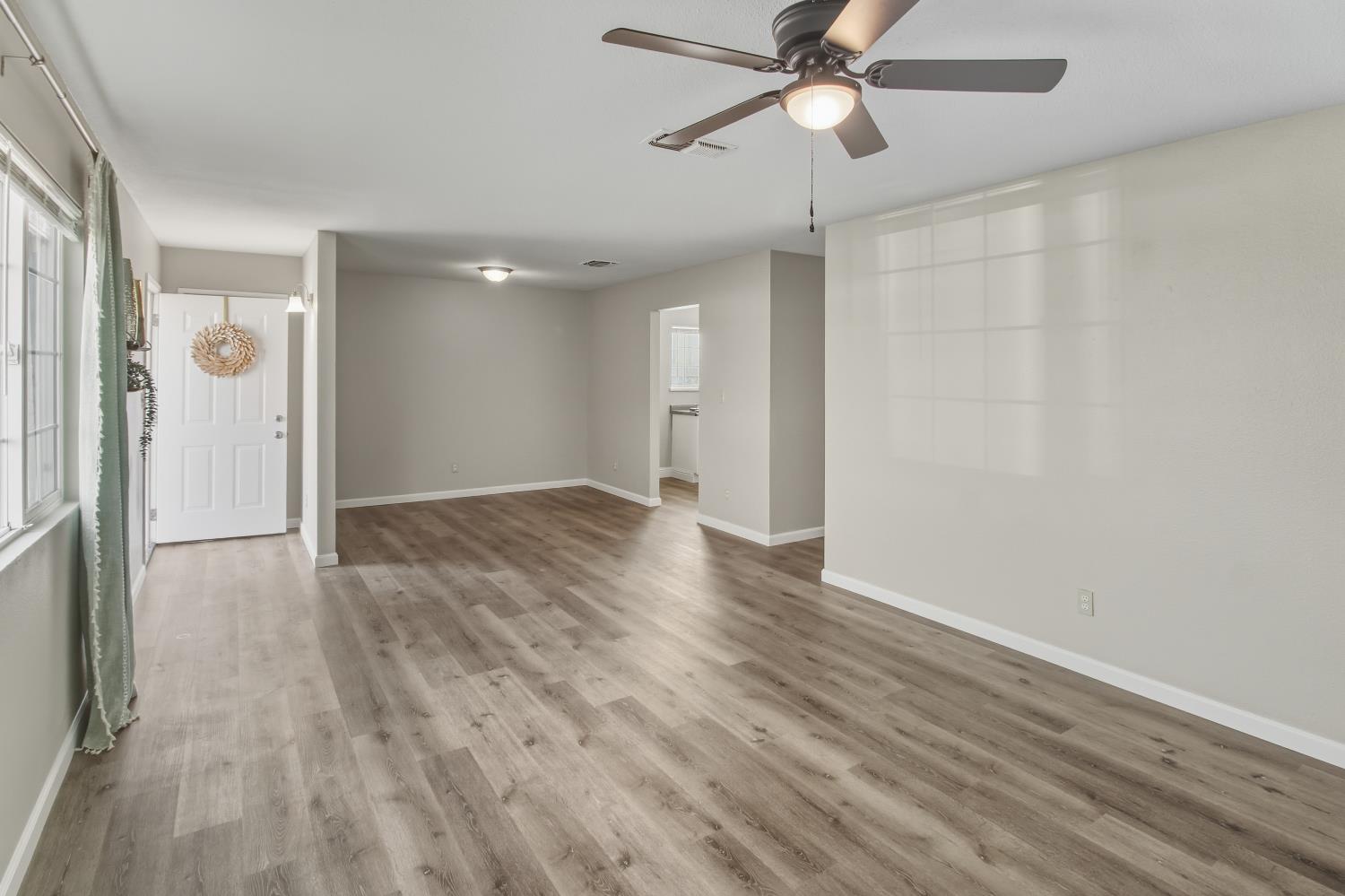 660 S 3rd St, Chowchilla, CA 93610