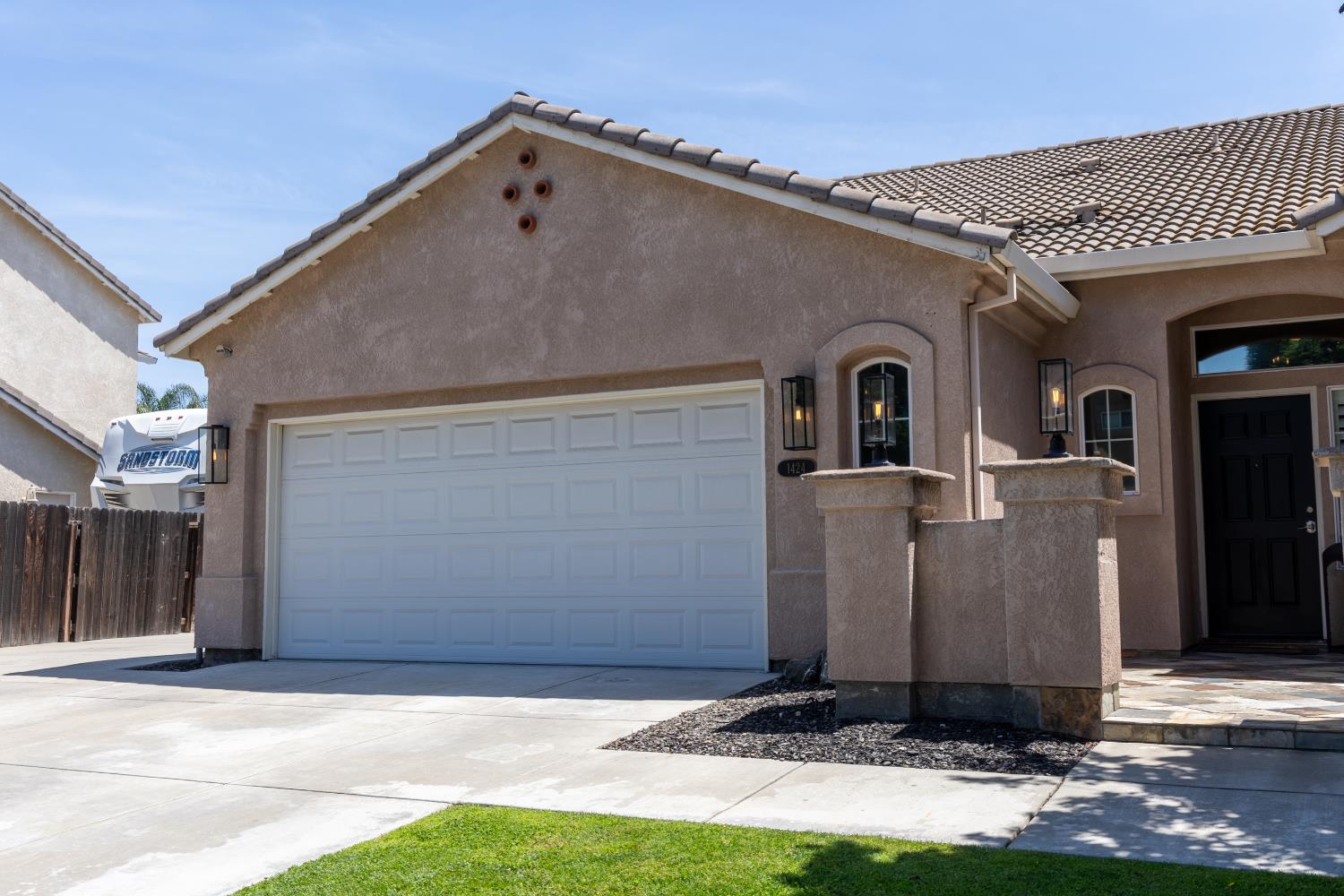 1424 Doria Way, Manteca, CA 95336