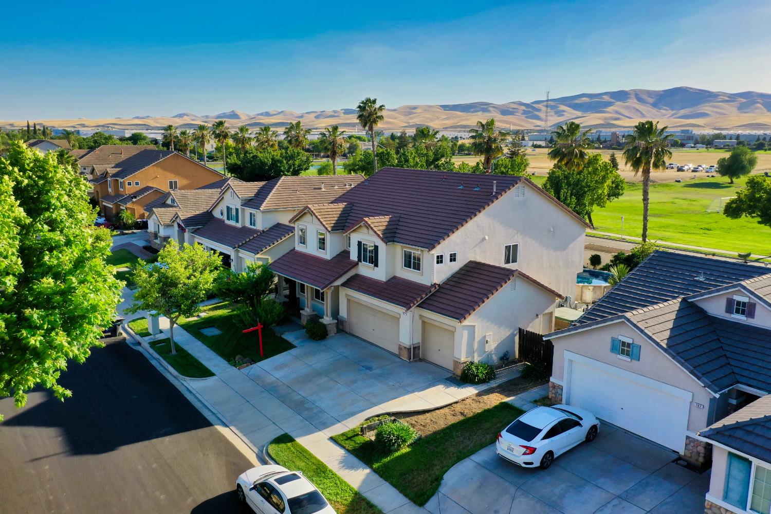 701 Beck Creek Ln, Patterson, CA 95363