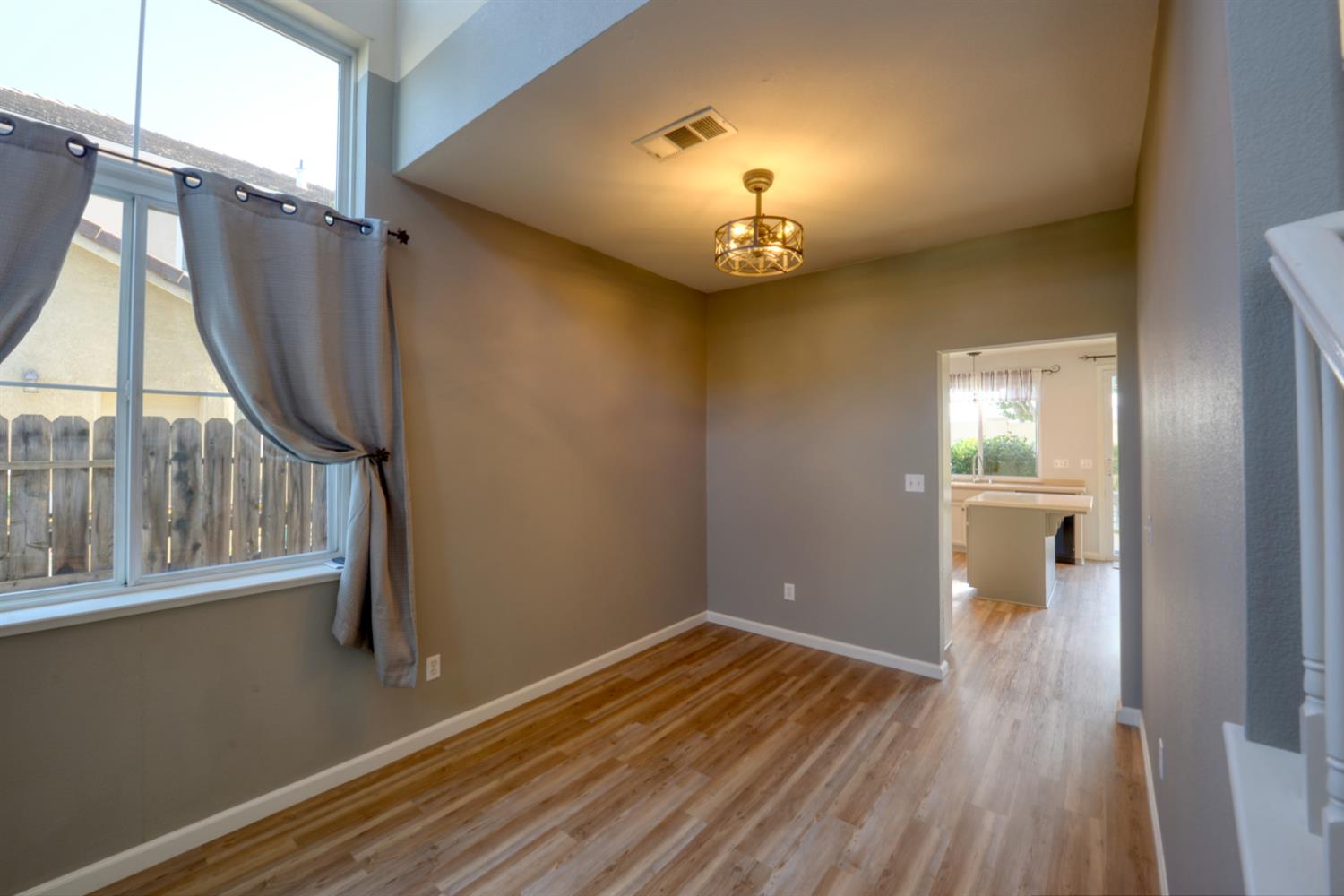 701 Beck Creek Ln, Patterson, CA 95363