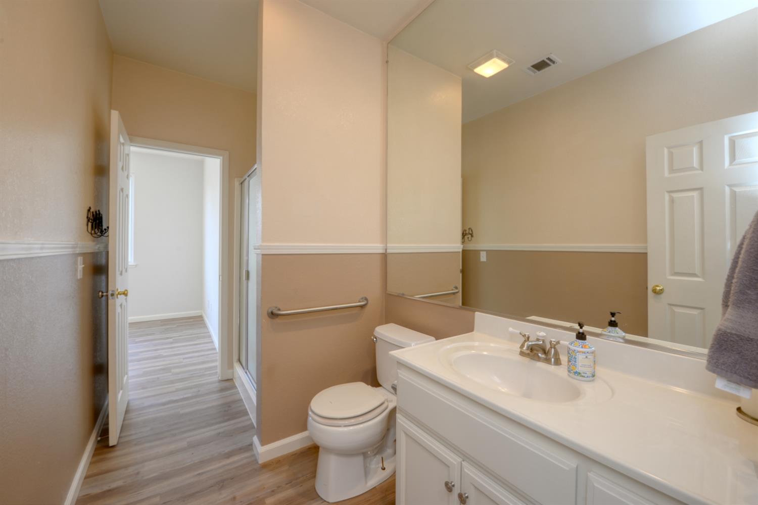 701 Beck Creek Ln, Patterson, CA 95363