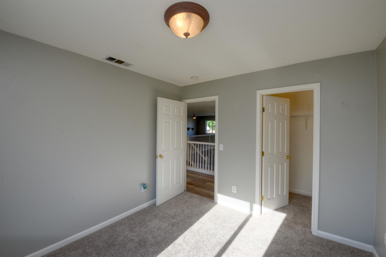 701 Beck Creek Ln, Patterson, CA 95363