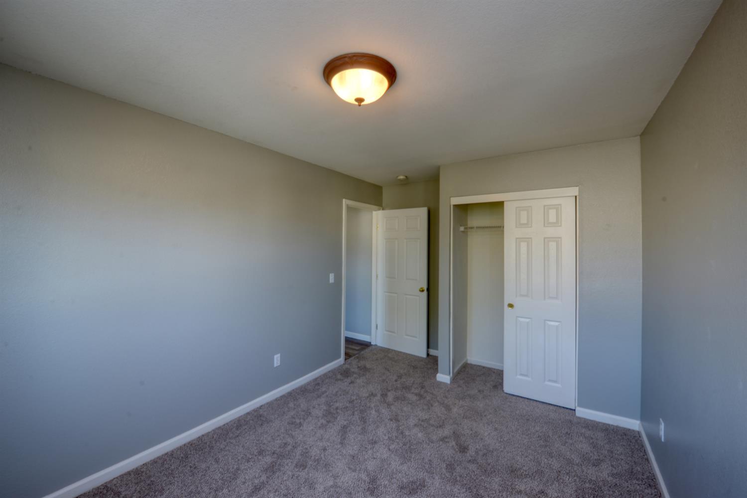 701 Beck Creek Ln, Patterson, CA 95363