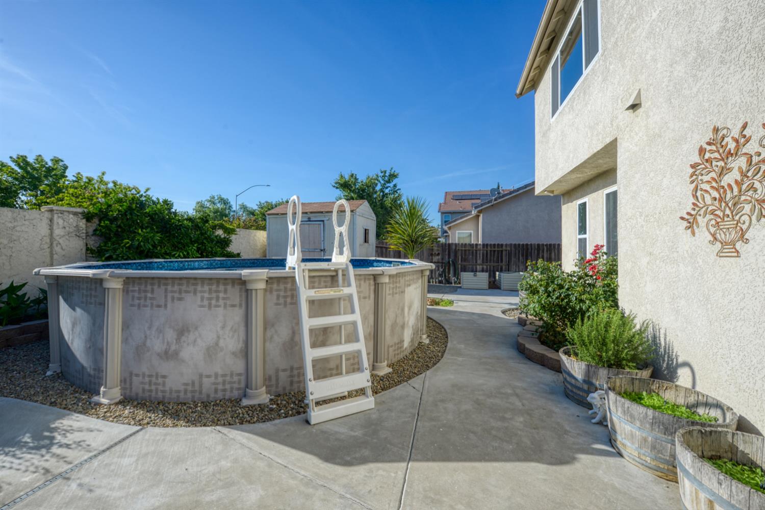 701 Beck Creek Ln, Patterson, CA 95363