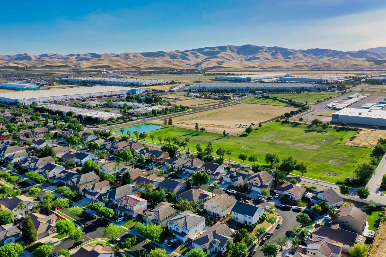 701 Beck Creek Ln, Patterson, CA 95363
