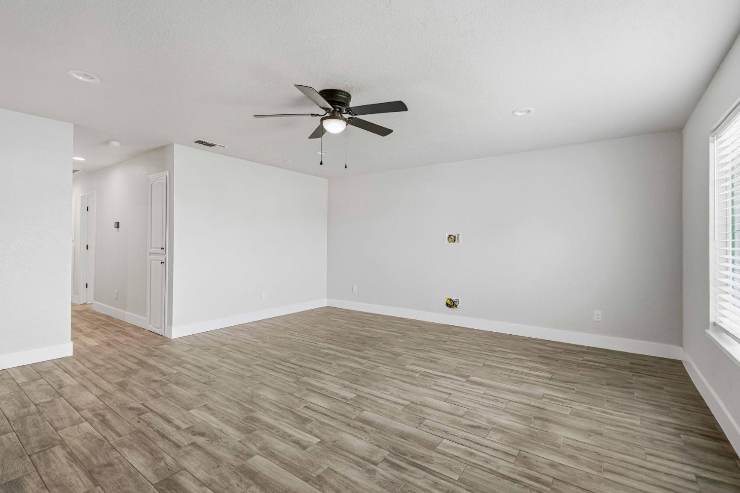 1464 Denise Dr, Ripon, CA 95366