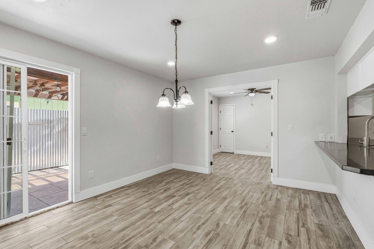 1464 Denise Dr, Ripon, CA 95366