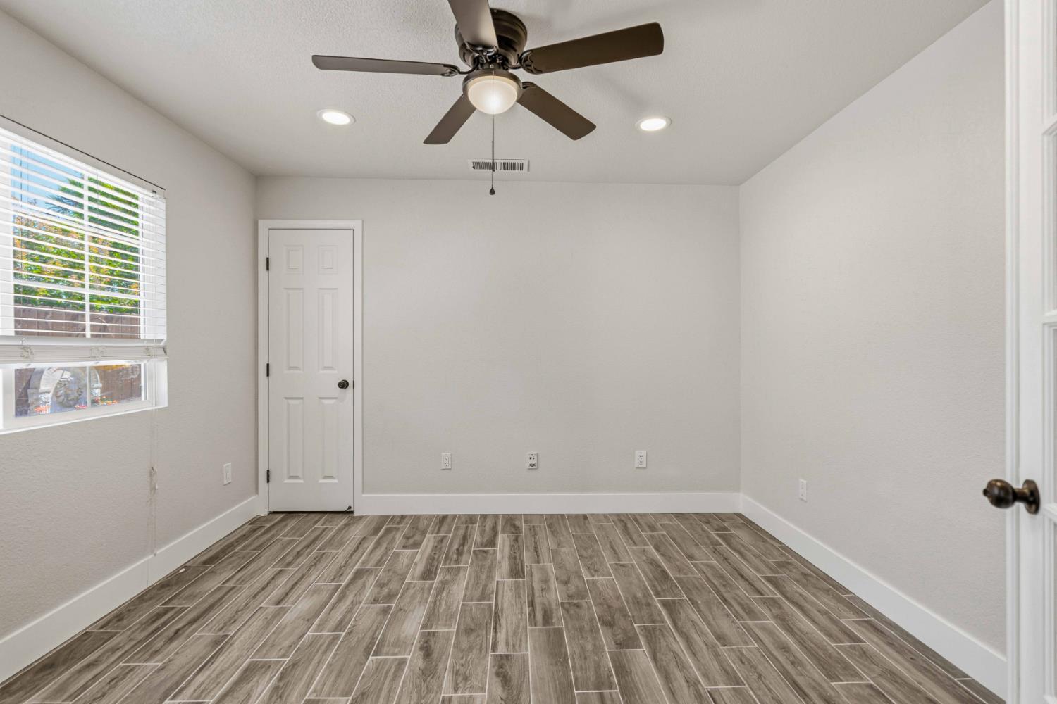 1464 Denise Dr, Ripon, CA 95366