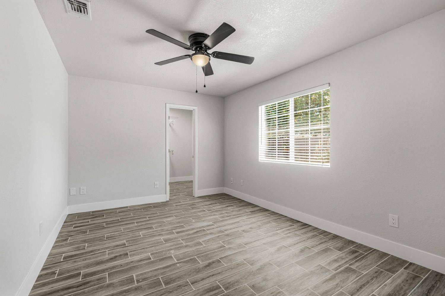 1464 Denise Dr, Ripon, CA 95366