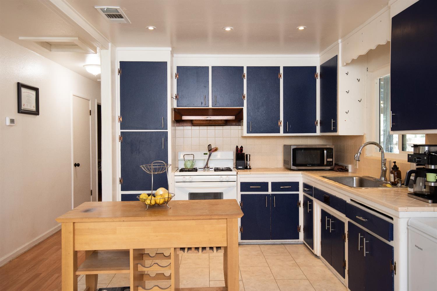 252 E Clinton Ave, Atwater, CA 95301
