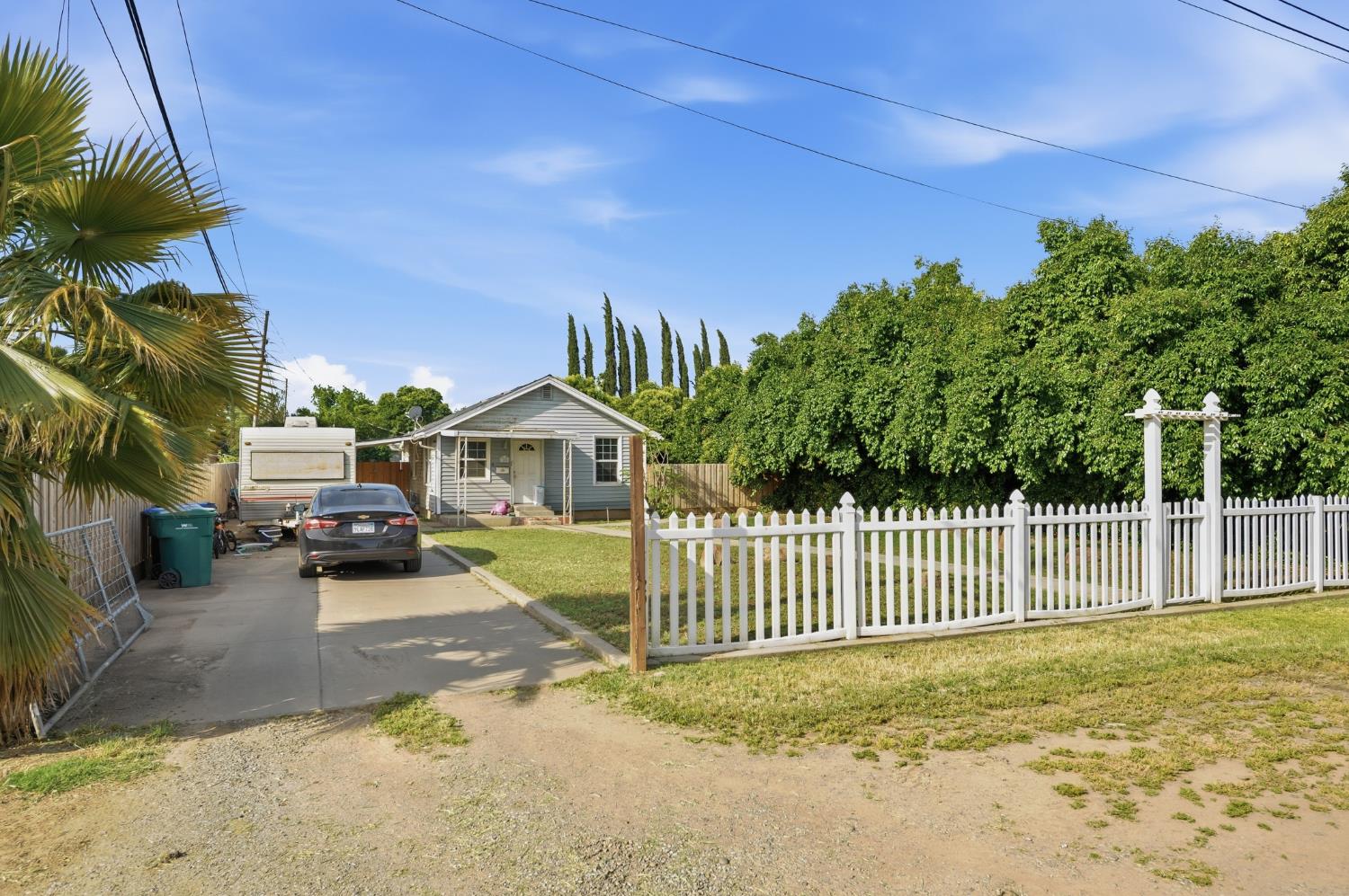 1820 E 23rd St, Merced, CA 95340