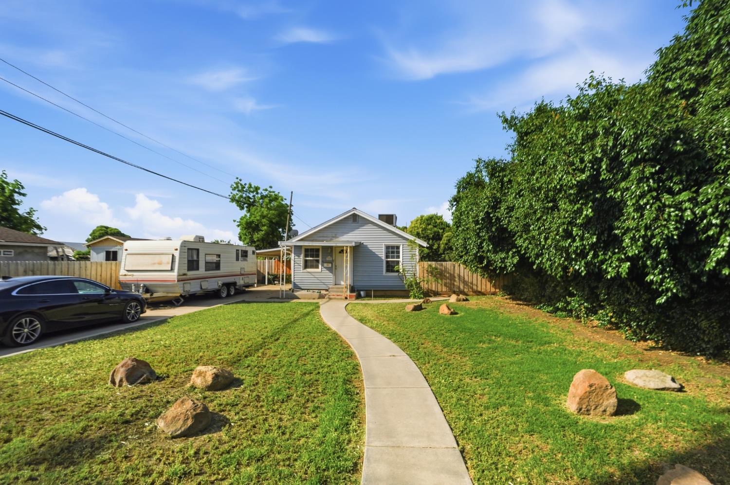 1820 E 23rd St, Merced, CA 95340