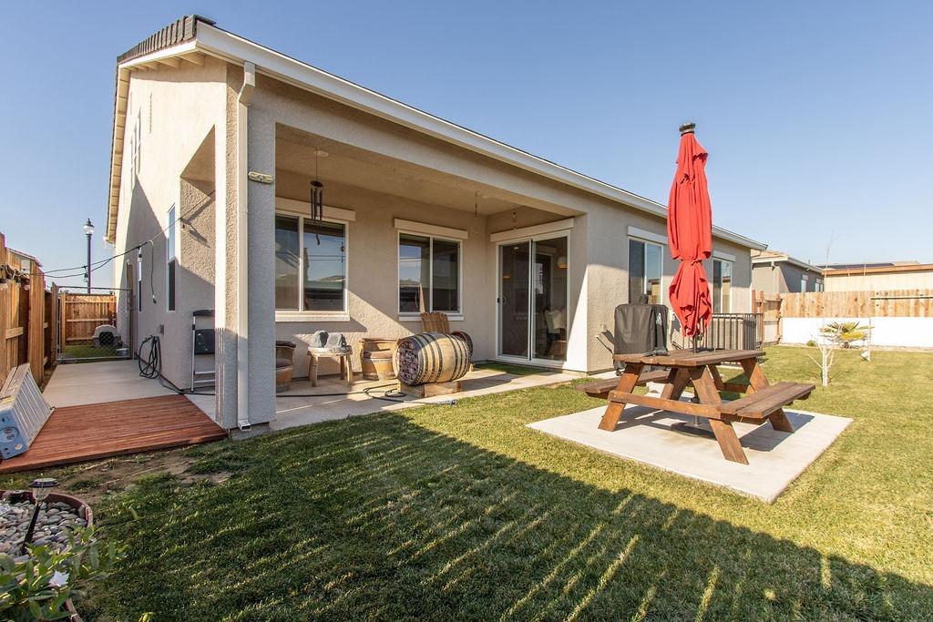 2354 Ruthie Ave, Manteca, CA 95337