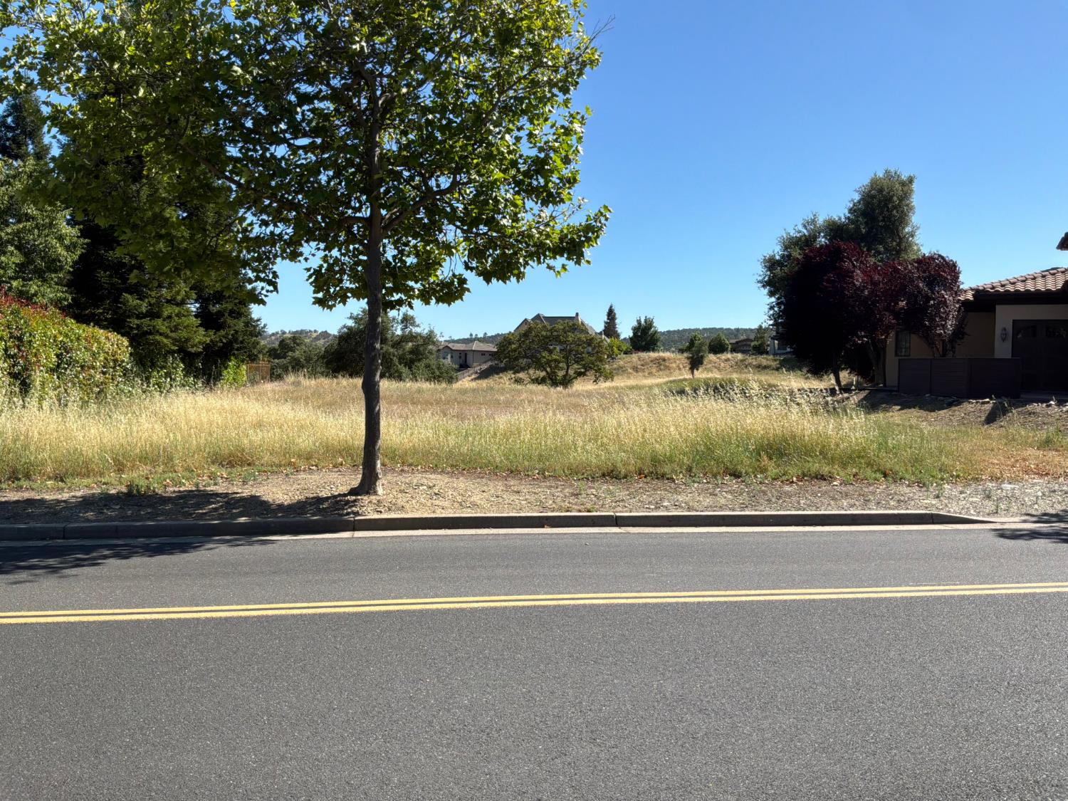 2196 Oak Creek Dr, Copperopolis, CA 95228