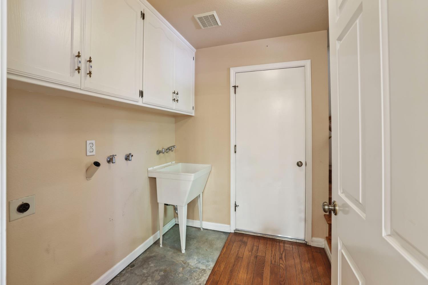 2505 Raliegh Ct, Turlock, CA 95382