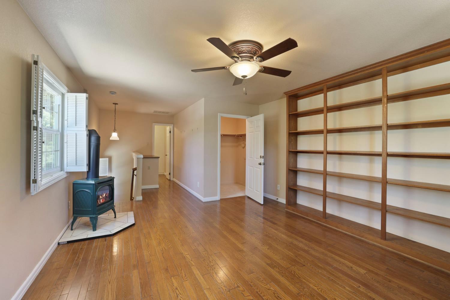 2505 Raliegh Ct, Turlock, CA 95382