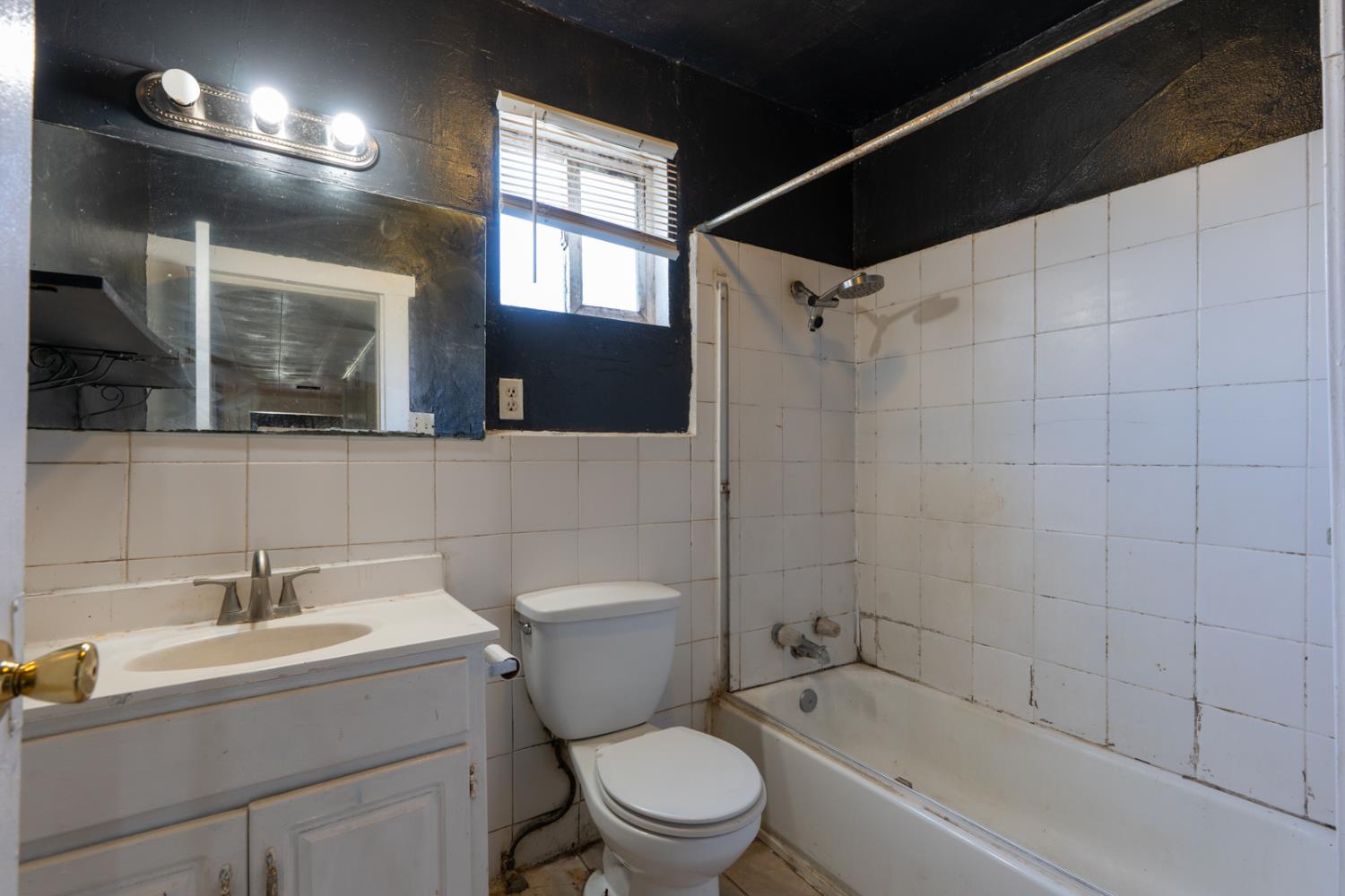 7251 Plainsburg Rd, Le Grand, CA 95333
