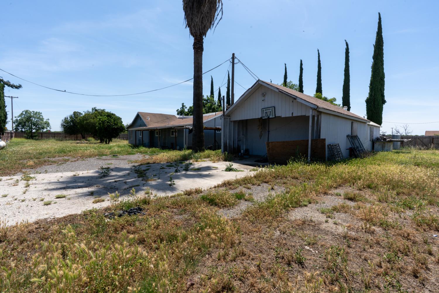 7251 Plainsburg Rd, Le Grand, CA 95333