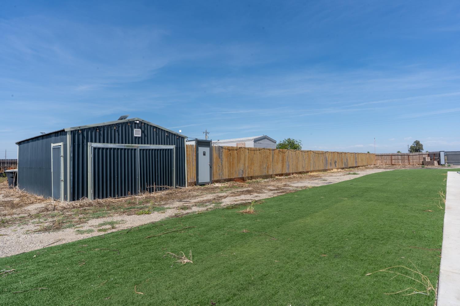 7251 Plainsburg Rd, Le Grand, CA 95333