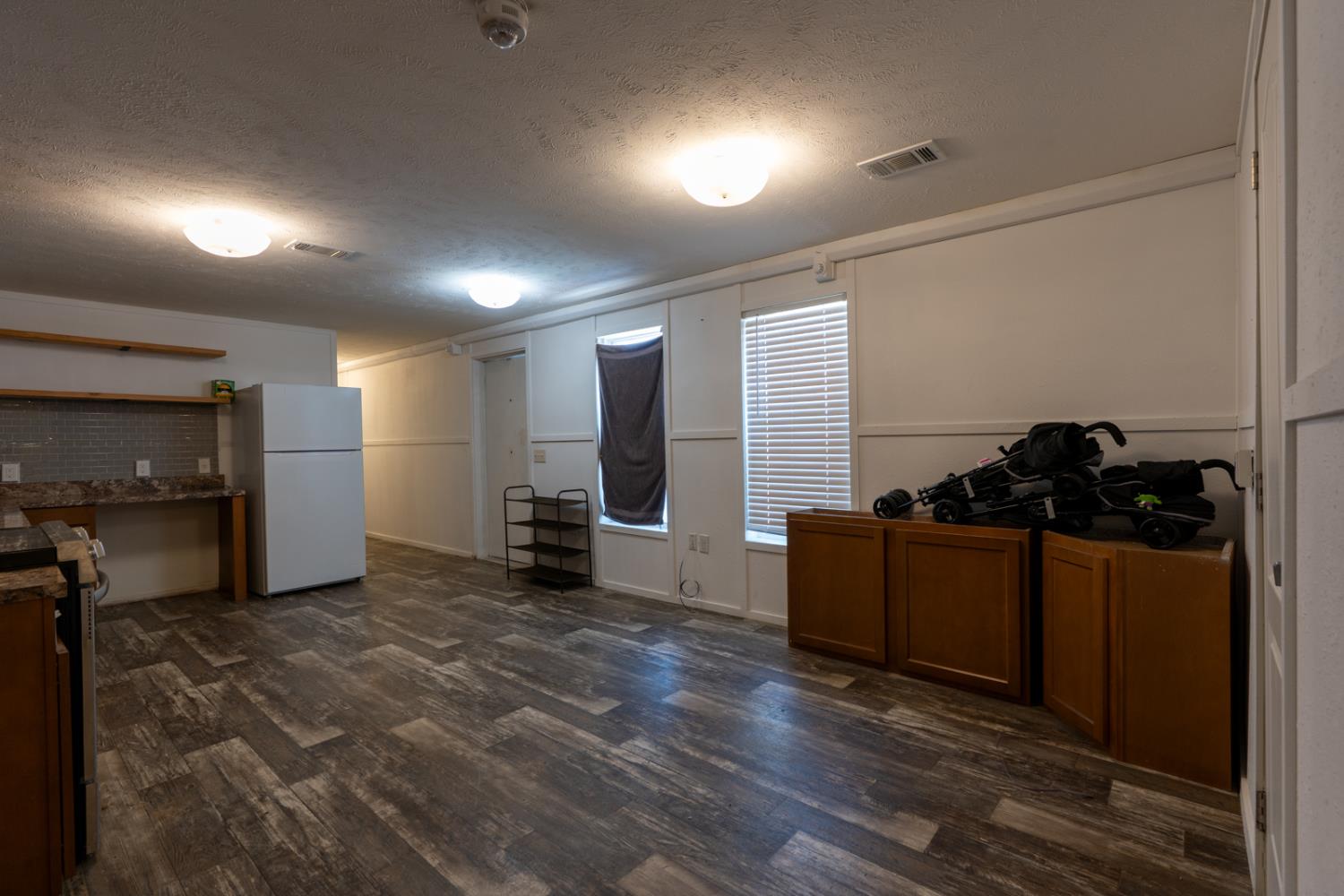 7251 Plainsburg Rd, Le Grand, CA 95333