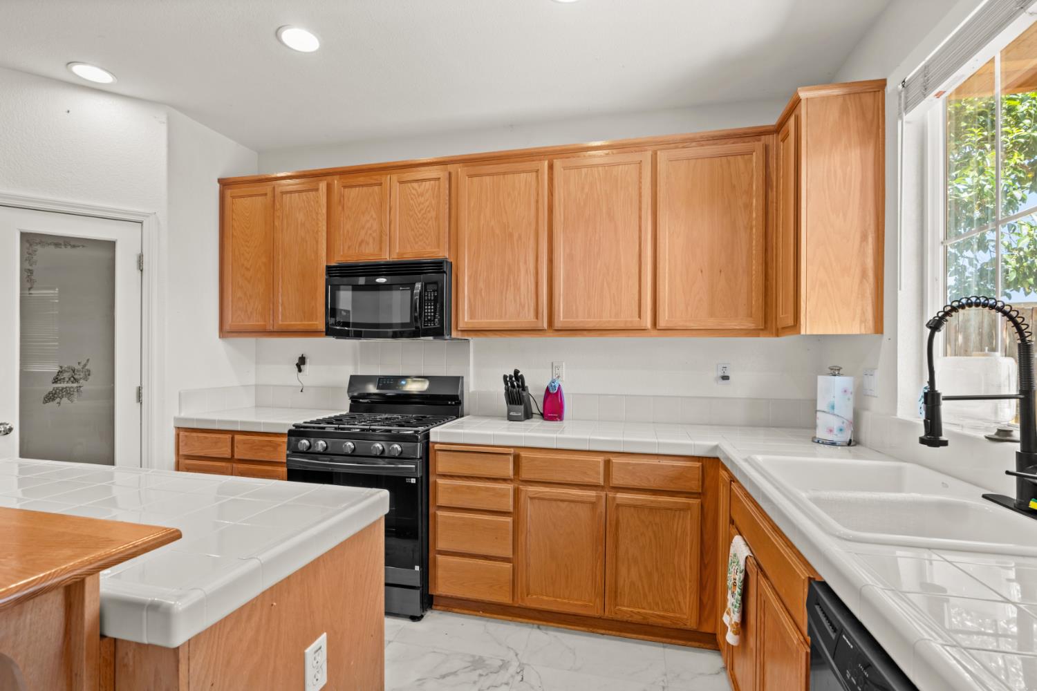 9379 Vintner Cir, Patterson, CA 95363