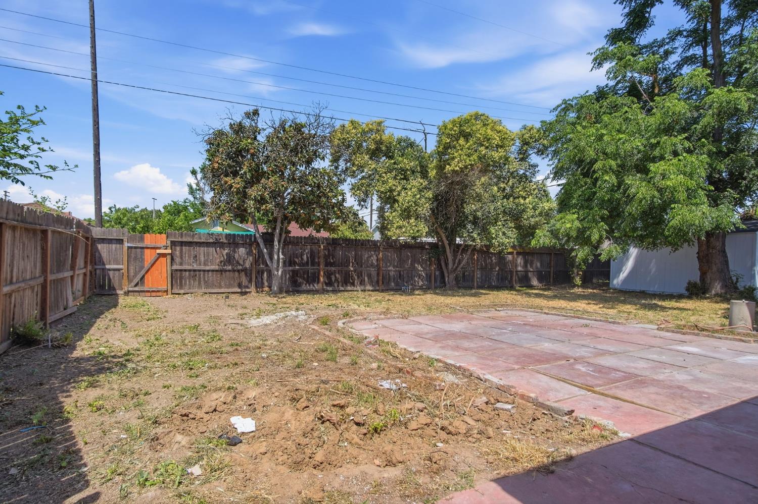 1451 Kent Way, Modesto, CA 95355