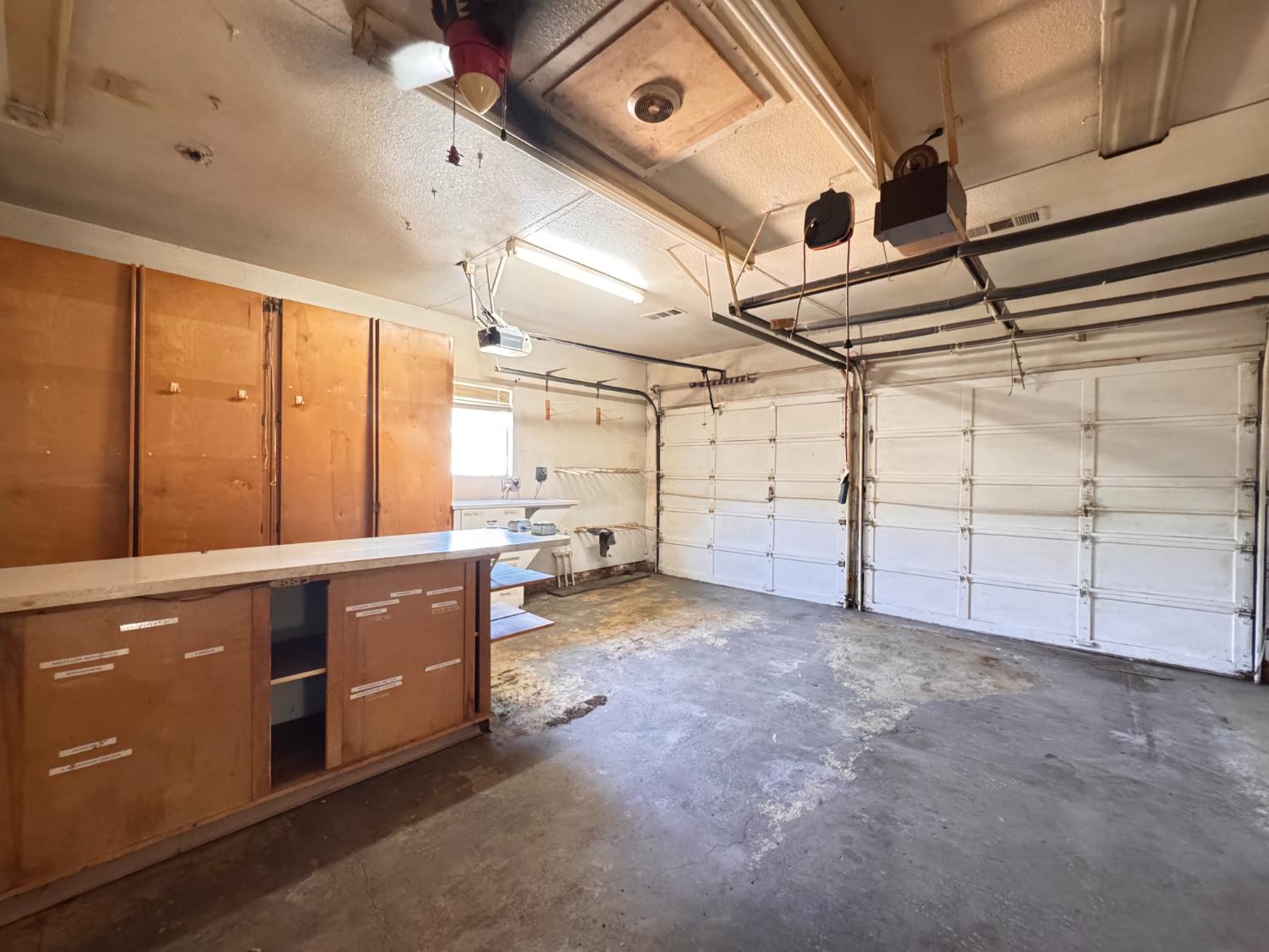 1422 Oakwood Dr, Modesto, CA 95350