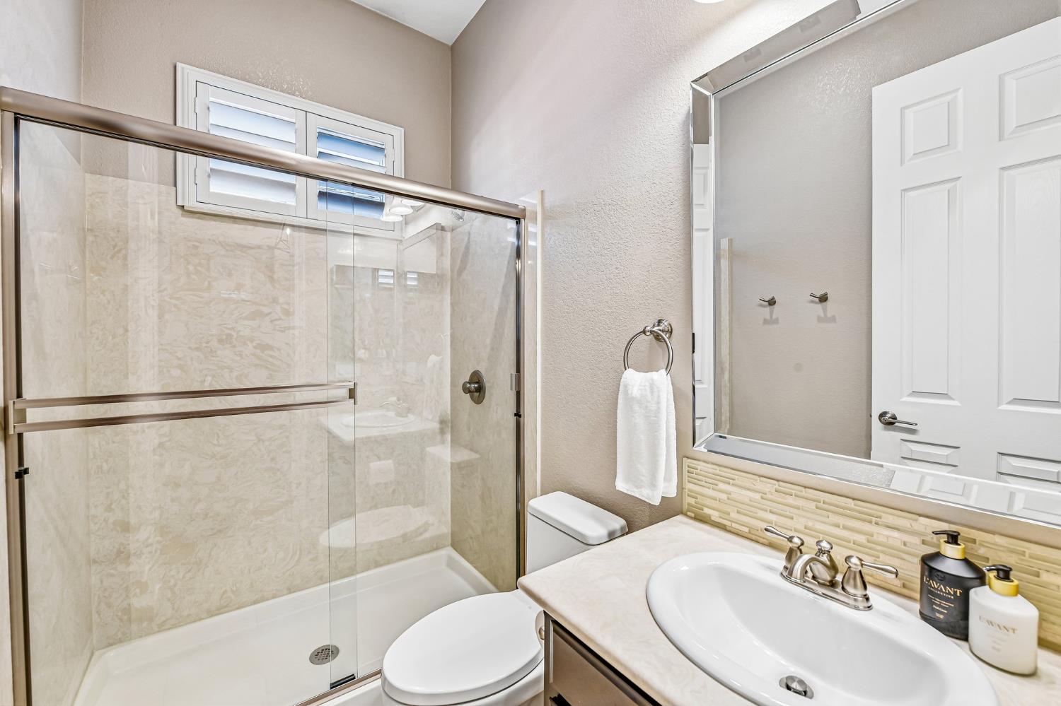 2423 Finchwood Landing Ln, Manteca, CA 95336