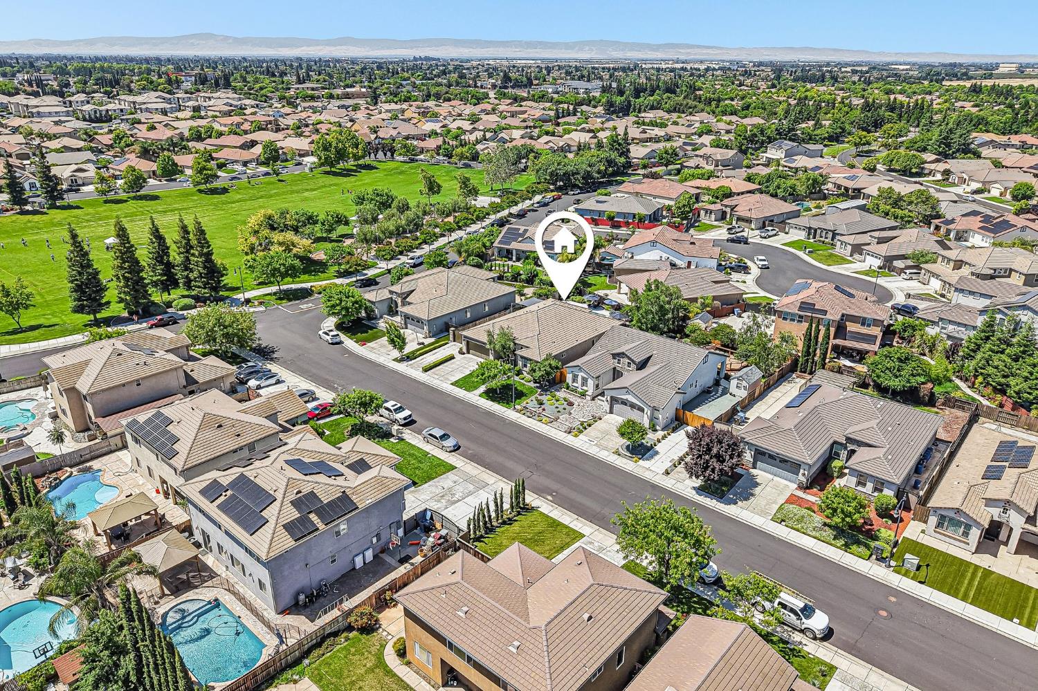 2423 Finchwood Landing Ln, Manteca, CA 95336