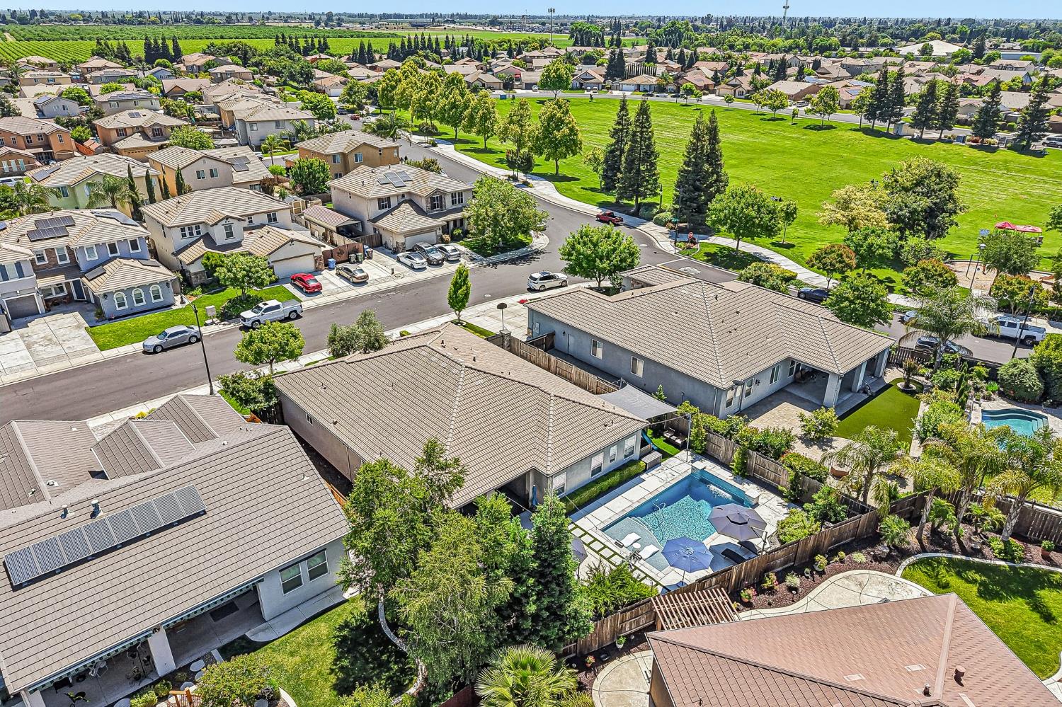 2423 Finchwood Landing Ln, Manteca, CA 95336