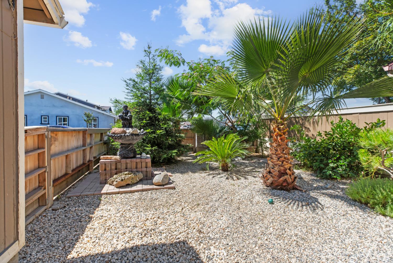 2901 Alphonse Dr, Ceres, CA 95307