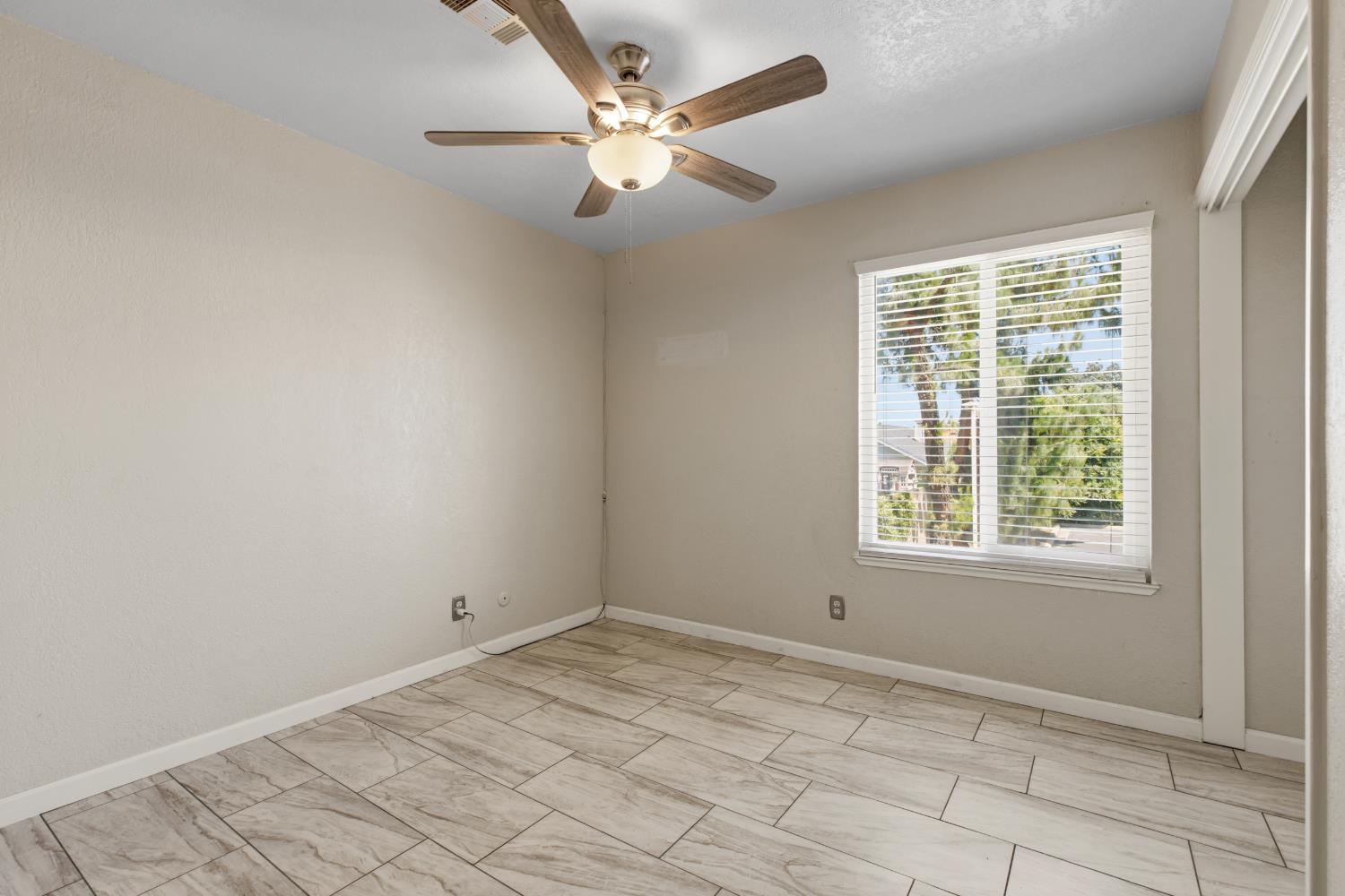 2901 Alphonse Dr, Ceres, CA 95307