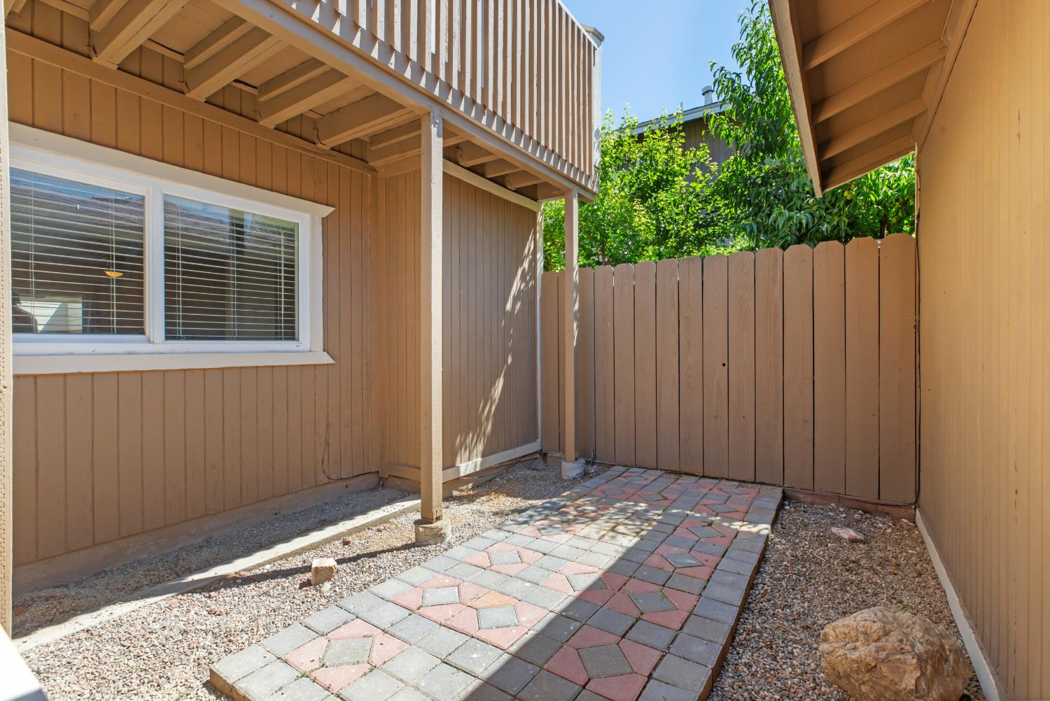 2901 Alphonse Dr, Ceres, CA 95307