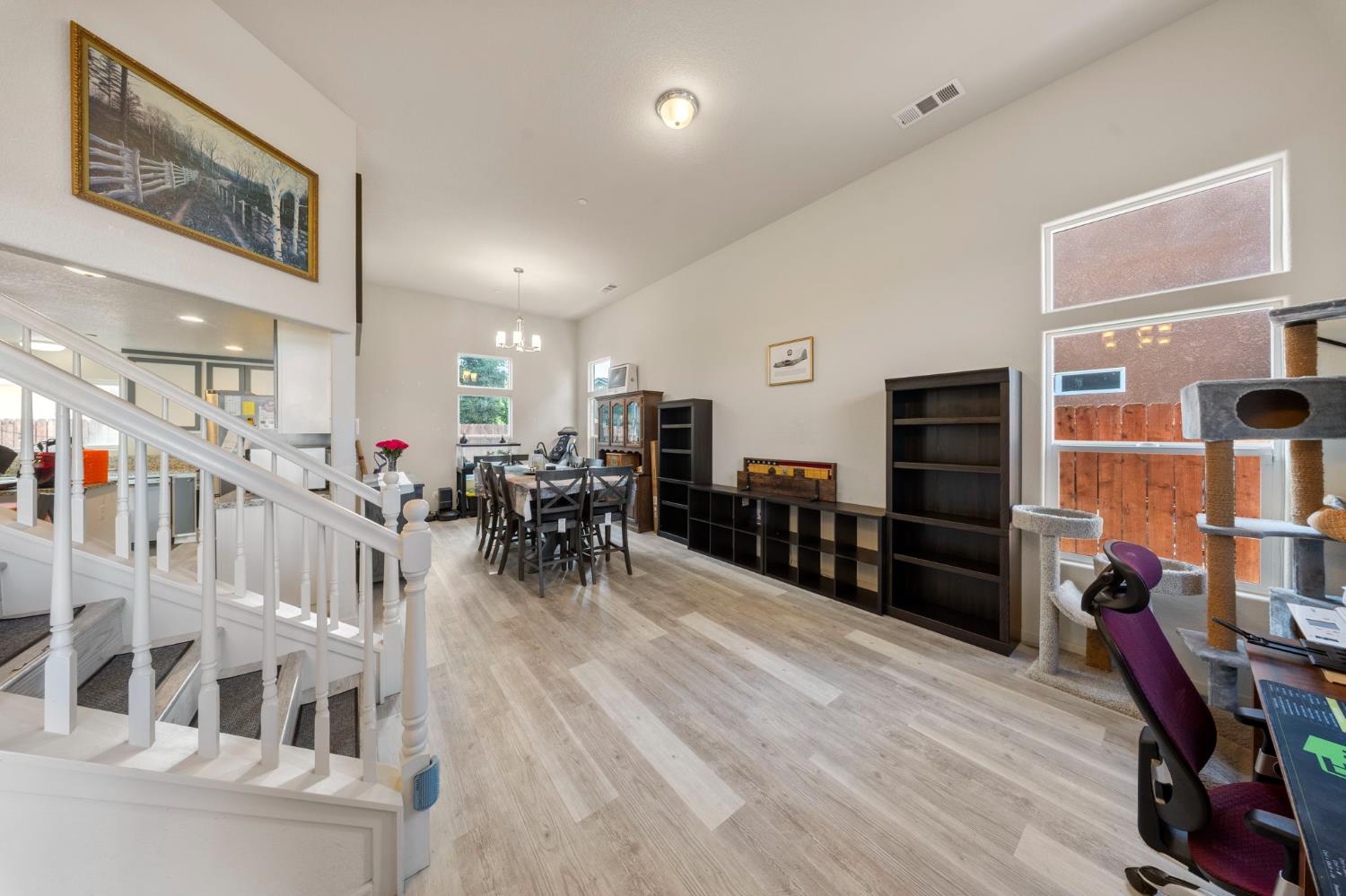 5560 Landon Ln, Riverbank, CA 95367