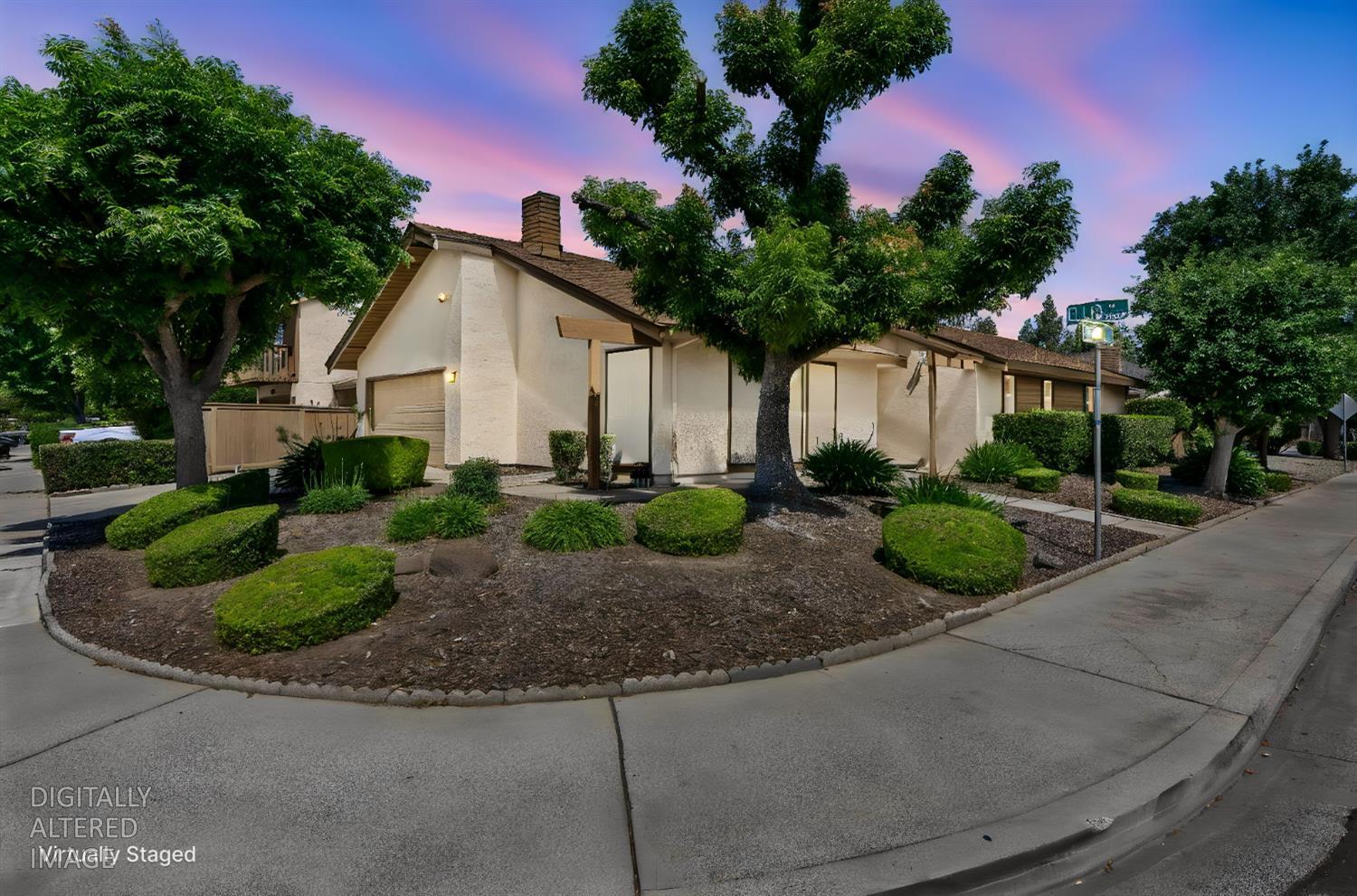 1941 Yellow Oak Dr, Modesto, CA 95354