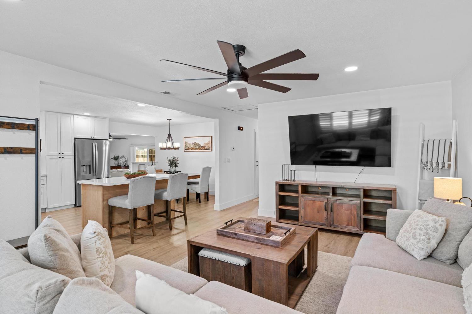 346 Oregon St, Ripon, CA 95366