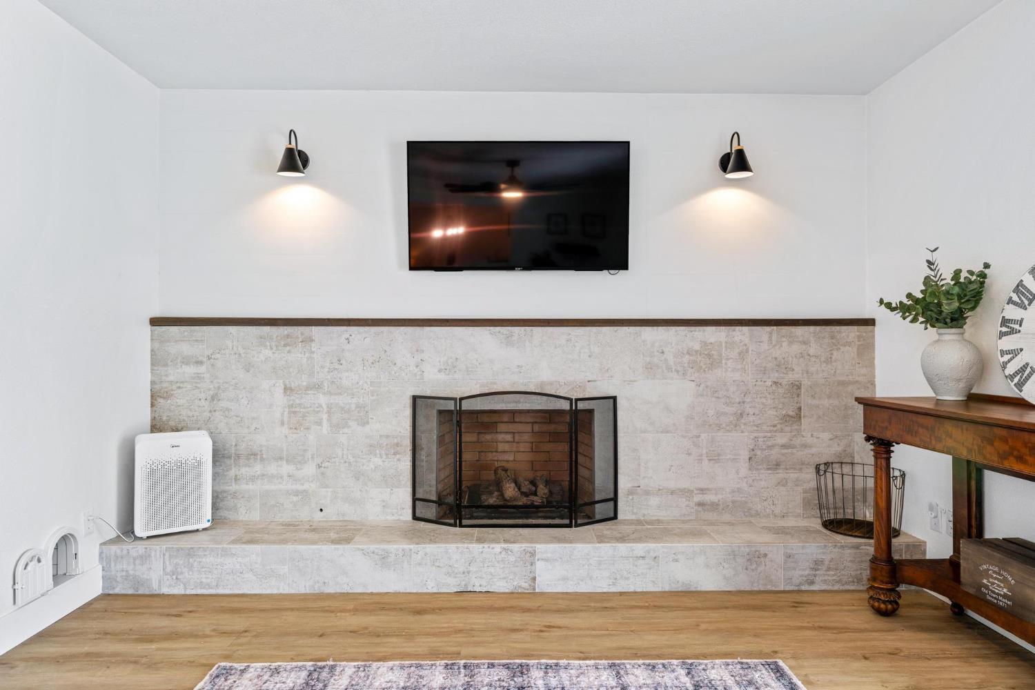346 Oregon St, Ripon, CA 95366