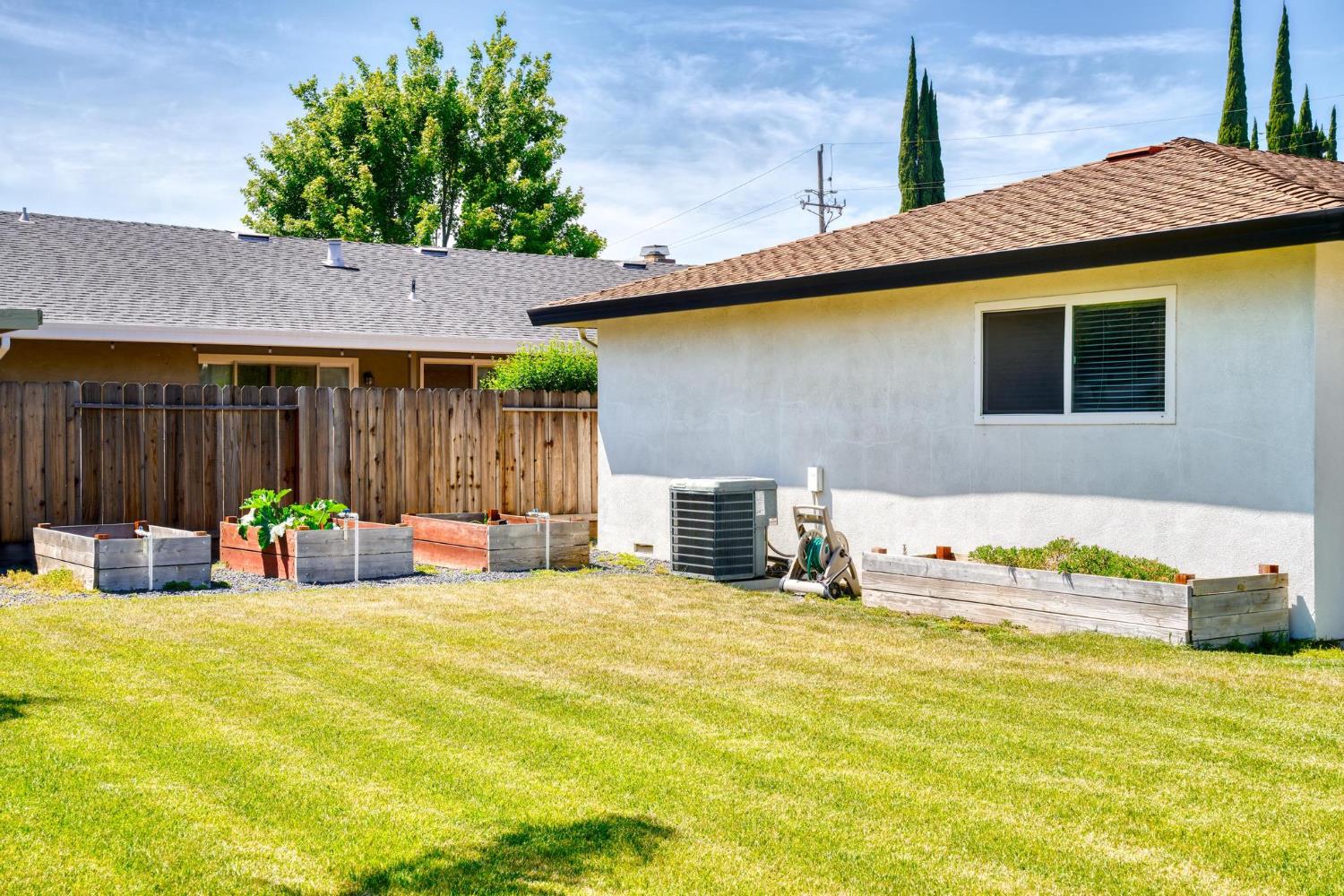 346 Oregon St, Ripon, CA 95366