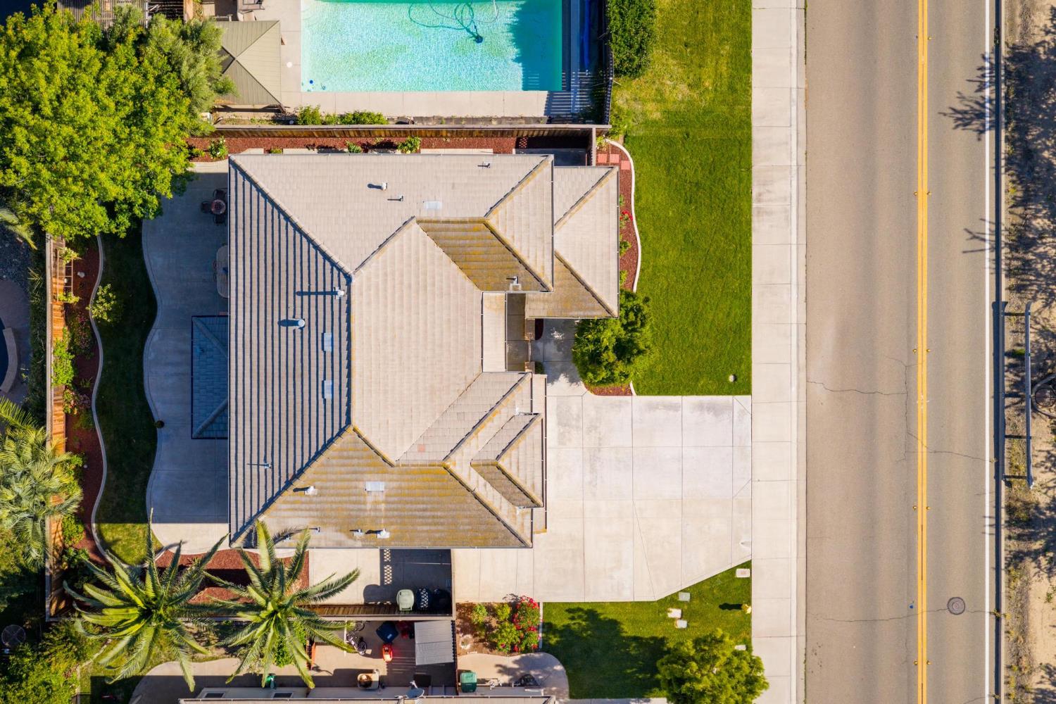 426 S Highland Ave, Ripon, CA 95366